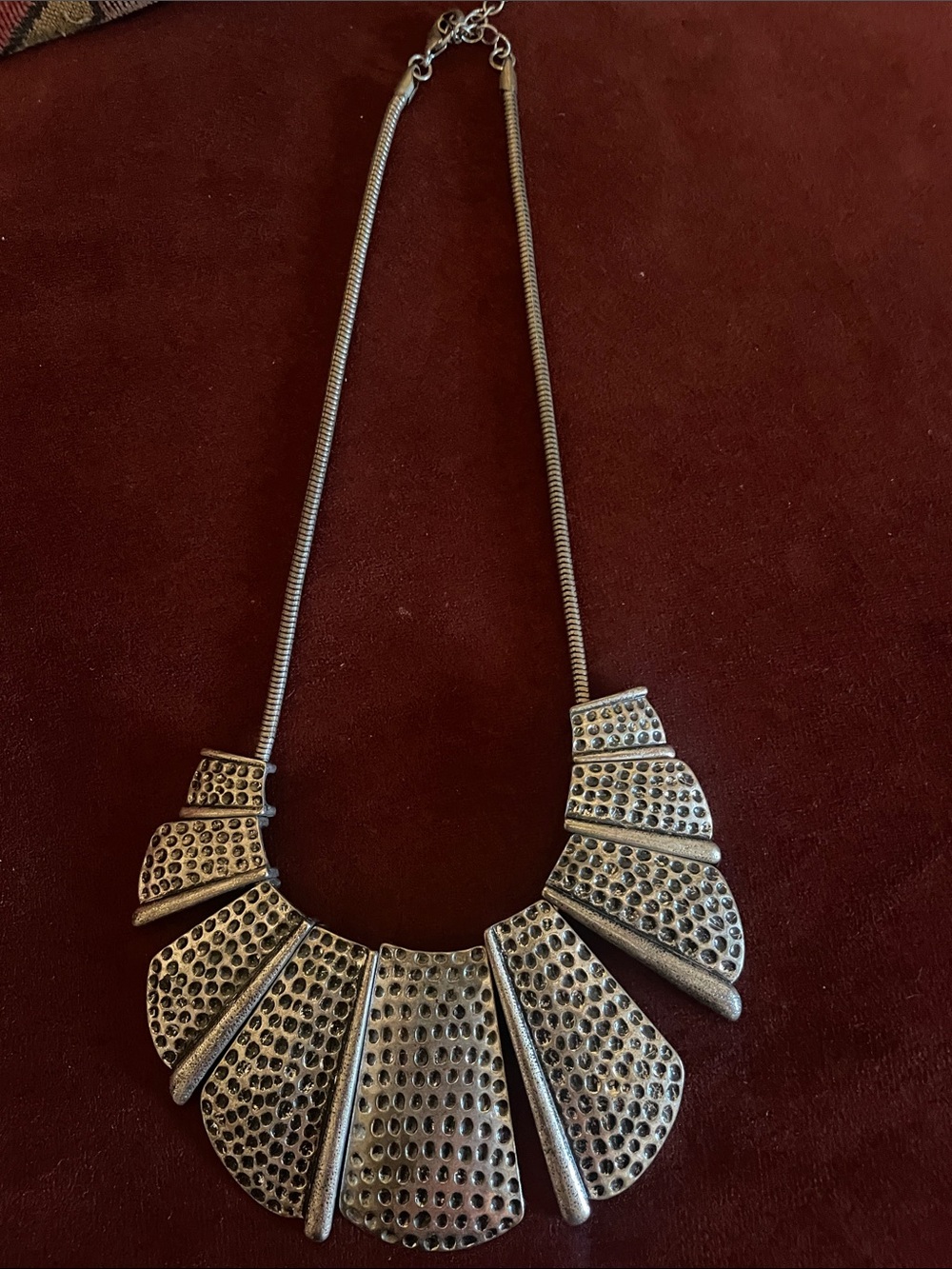 Stylish Silver-Tone Statement Necklace - Women Jewelry